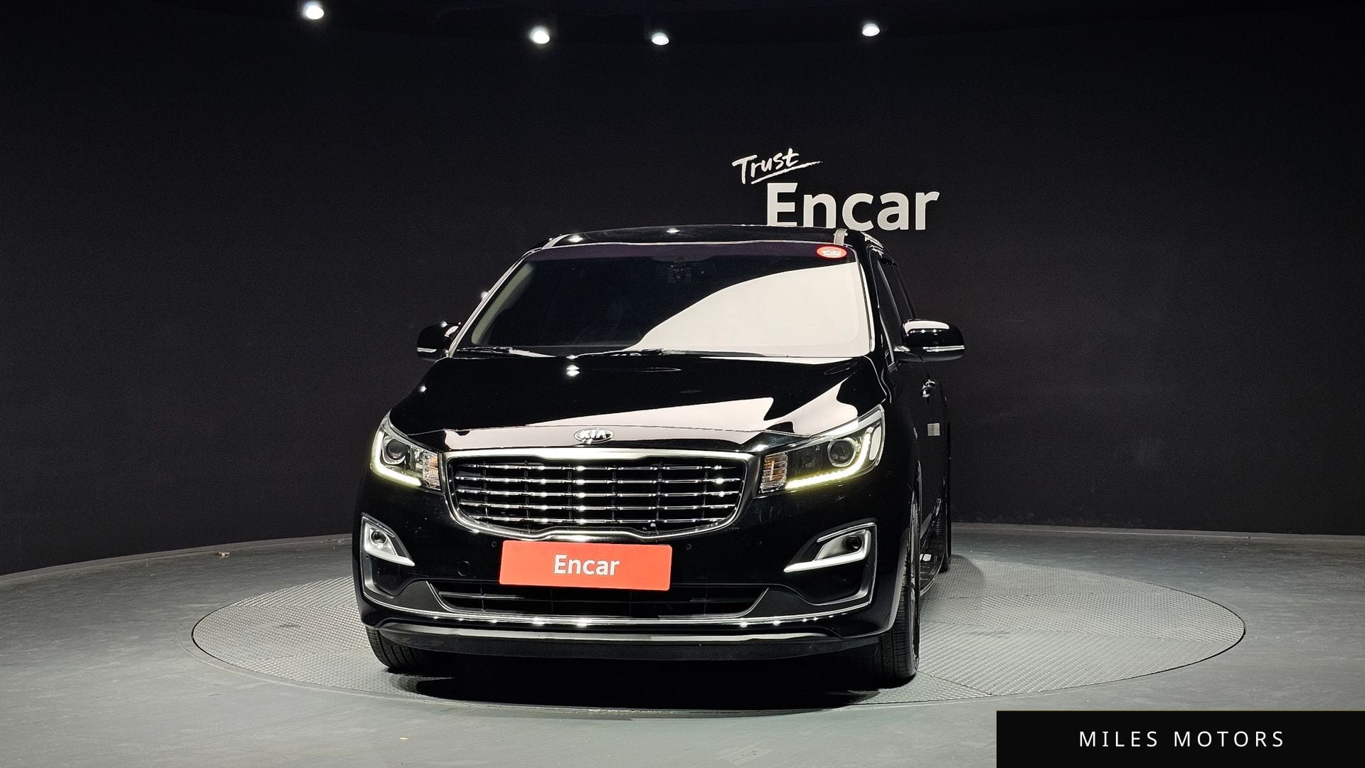 Kia Canival 2019 — миниатюра 3