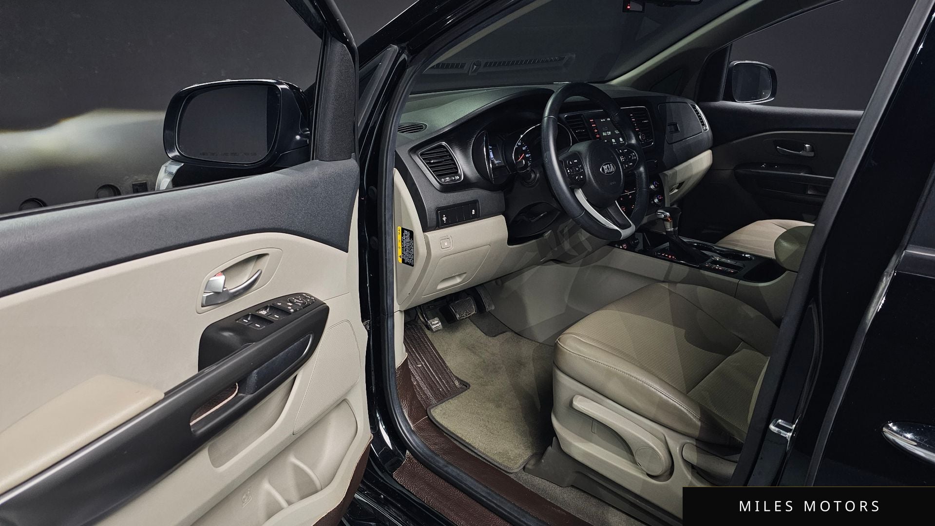 Kia Canival 2019 — миниатюра 11