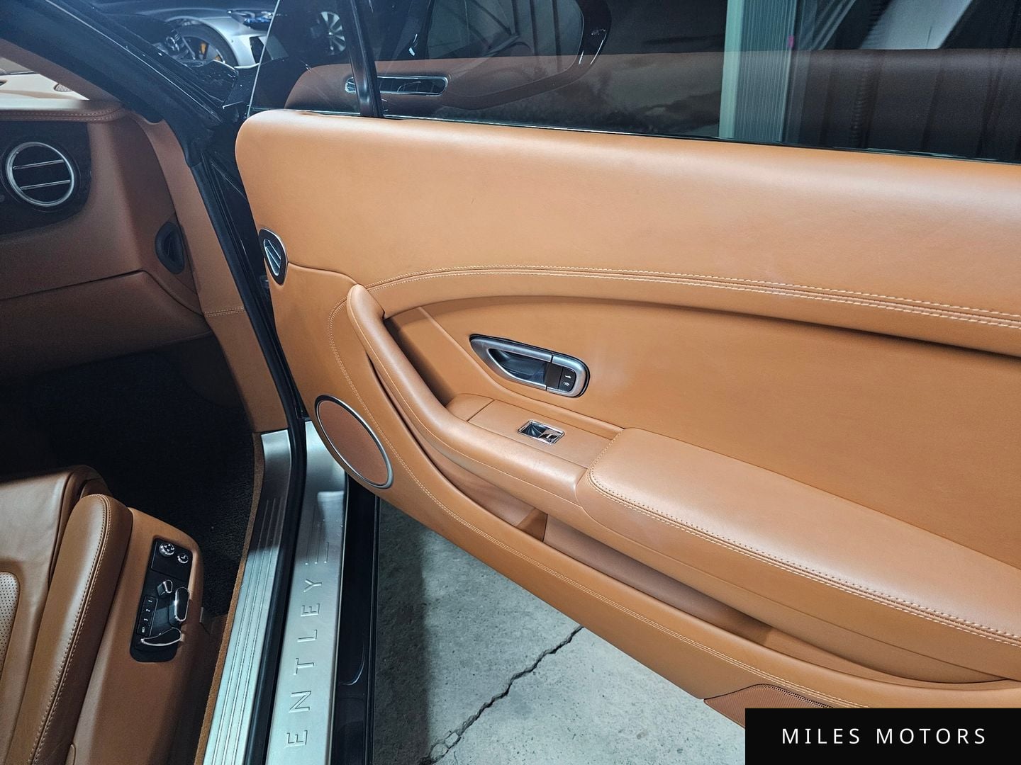 Bentley 컨티넨탈 GT 2014 — миниатюра 15