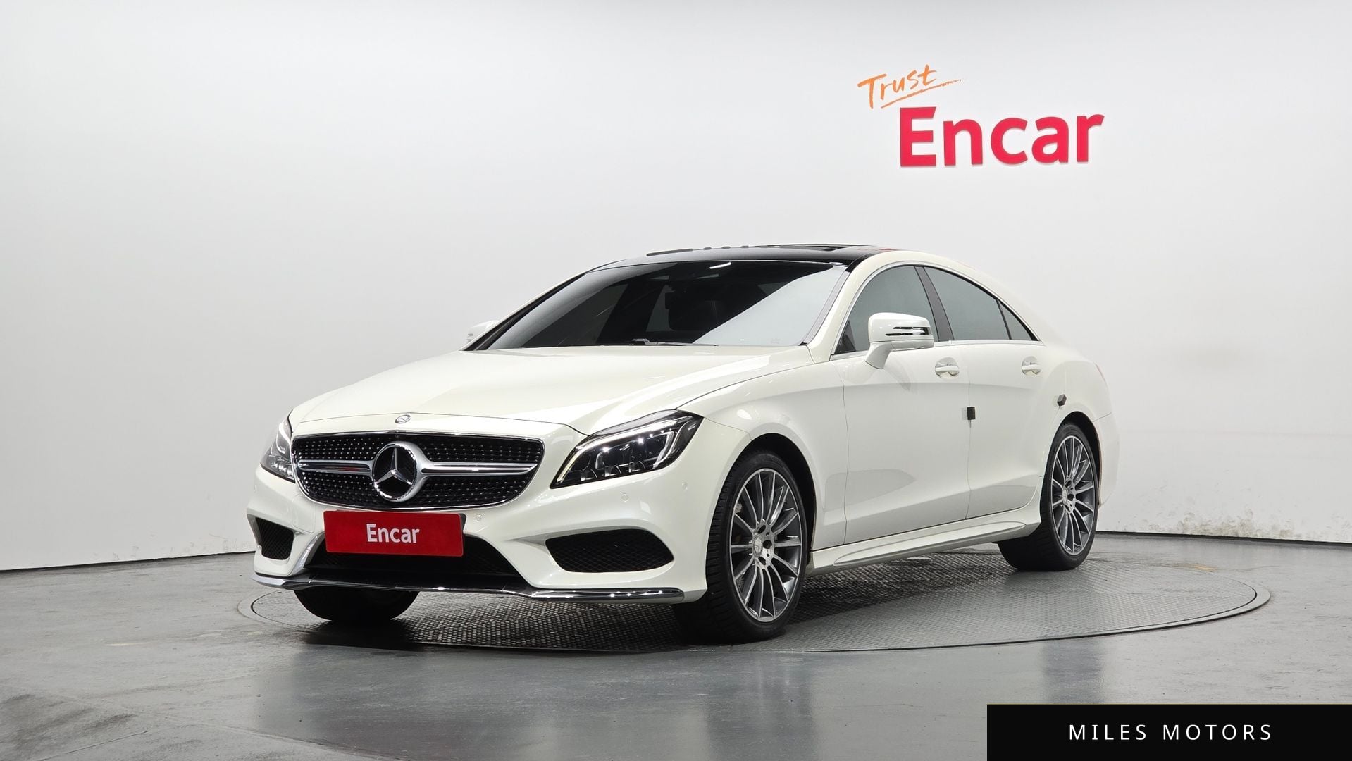 Mercedes-Benz CLS-Class W218 2015 — фото 1 из 12