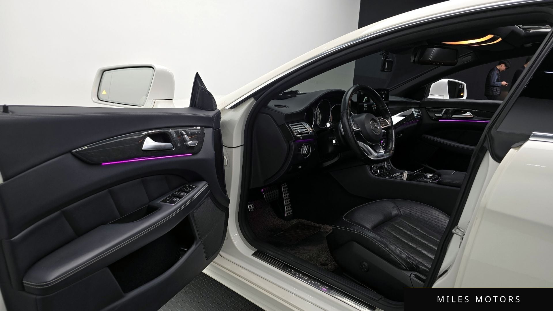 Mercedes-Benz CLS-Class W218 2015 — миниатюра 11