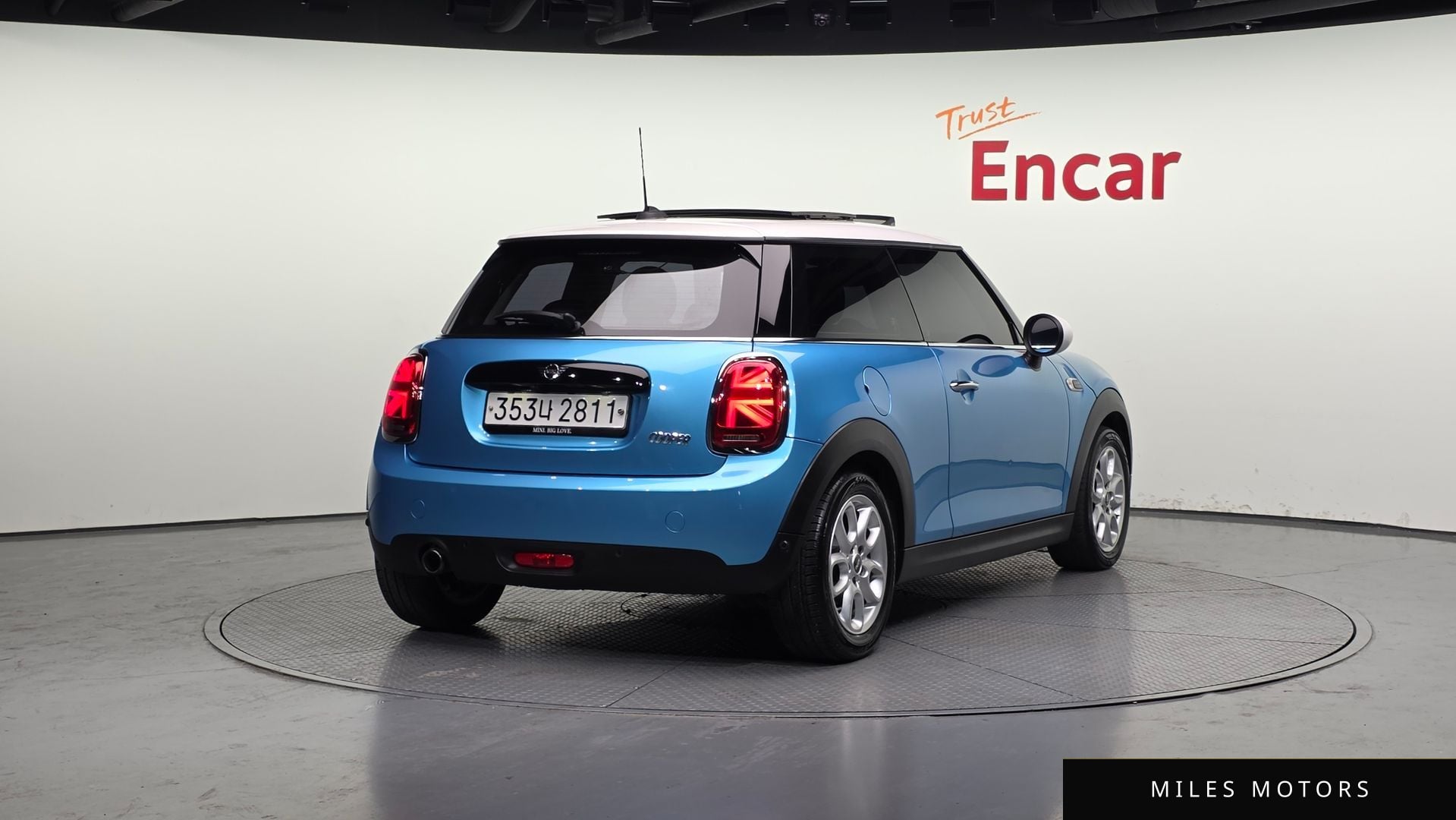 MINI 쿠퍼 2019 — миниатюра 2