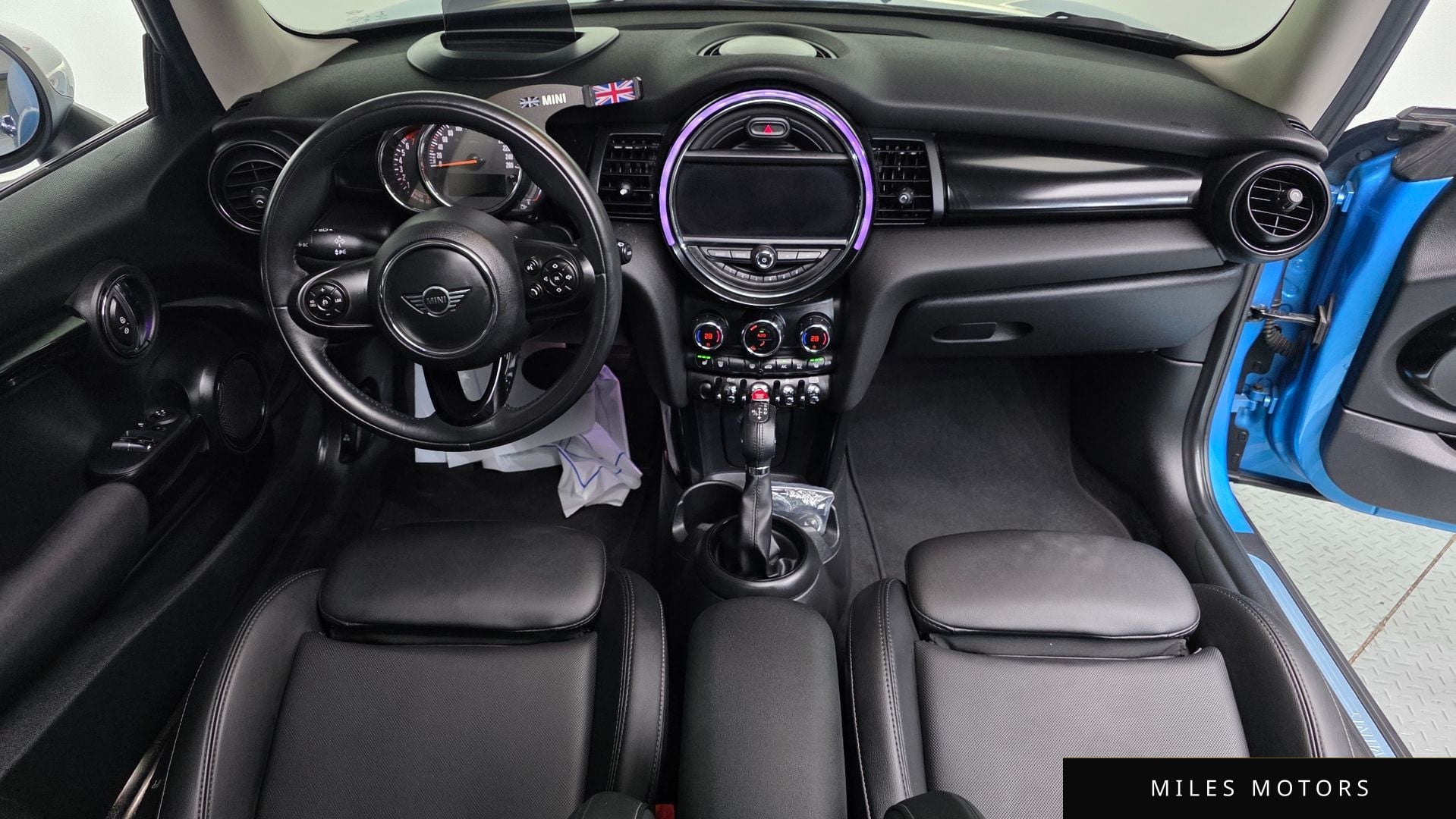 MINI 쿠퍼 2019 — миниатюра 7