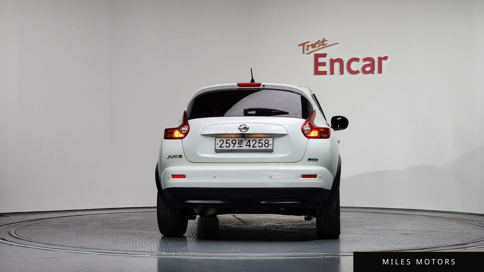 Nissan 쥬크 2014 — миниатюра 4