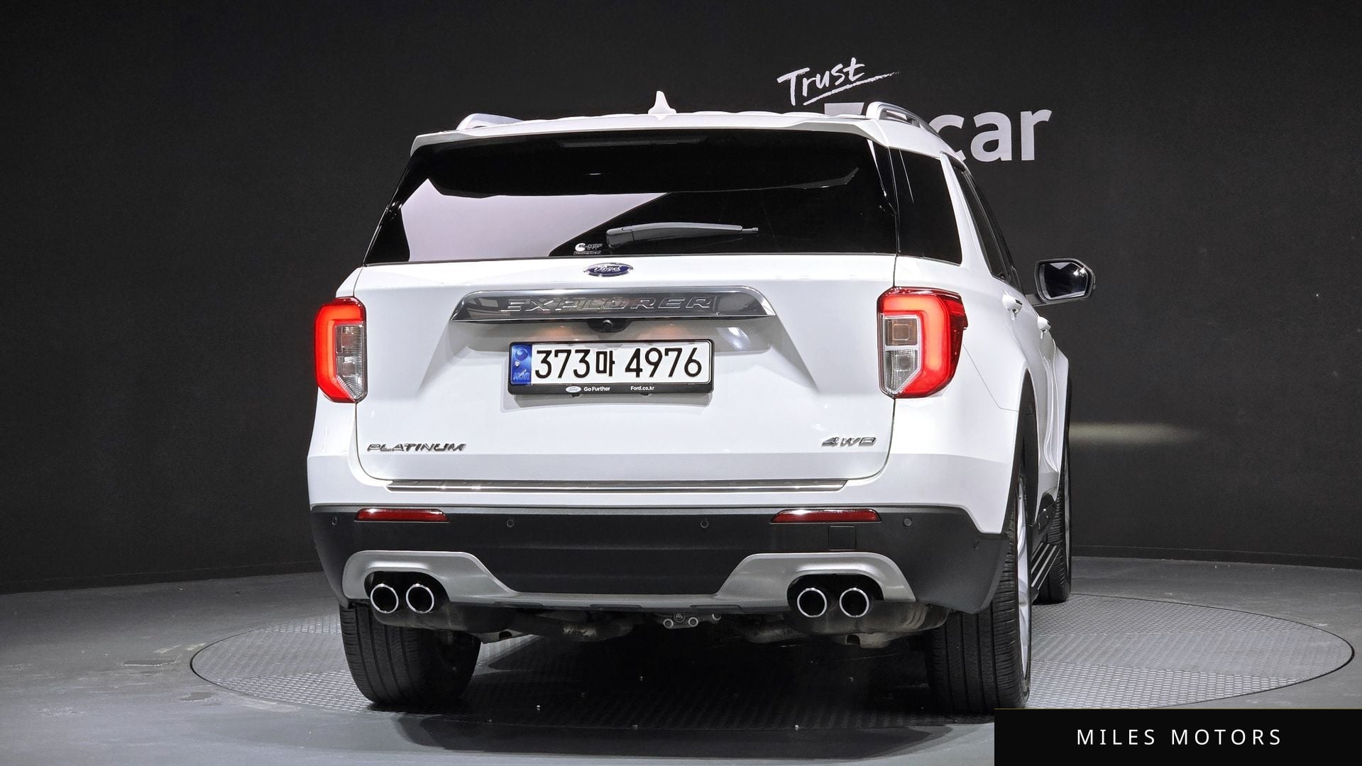 Ford Explorer 2023 — миниатюра 4