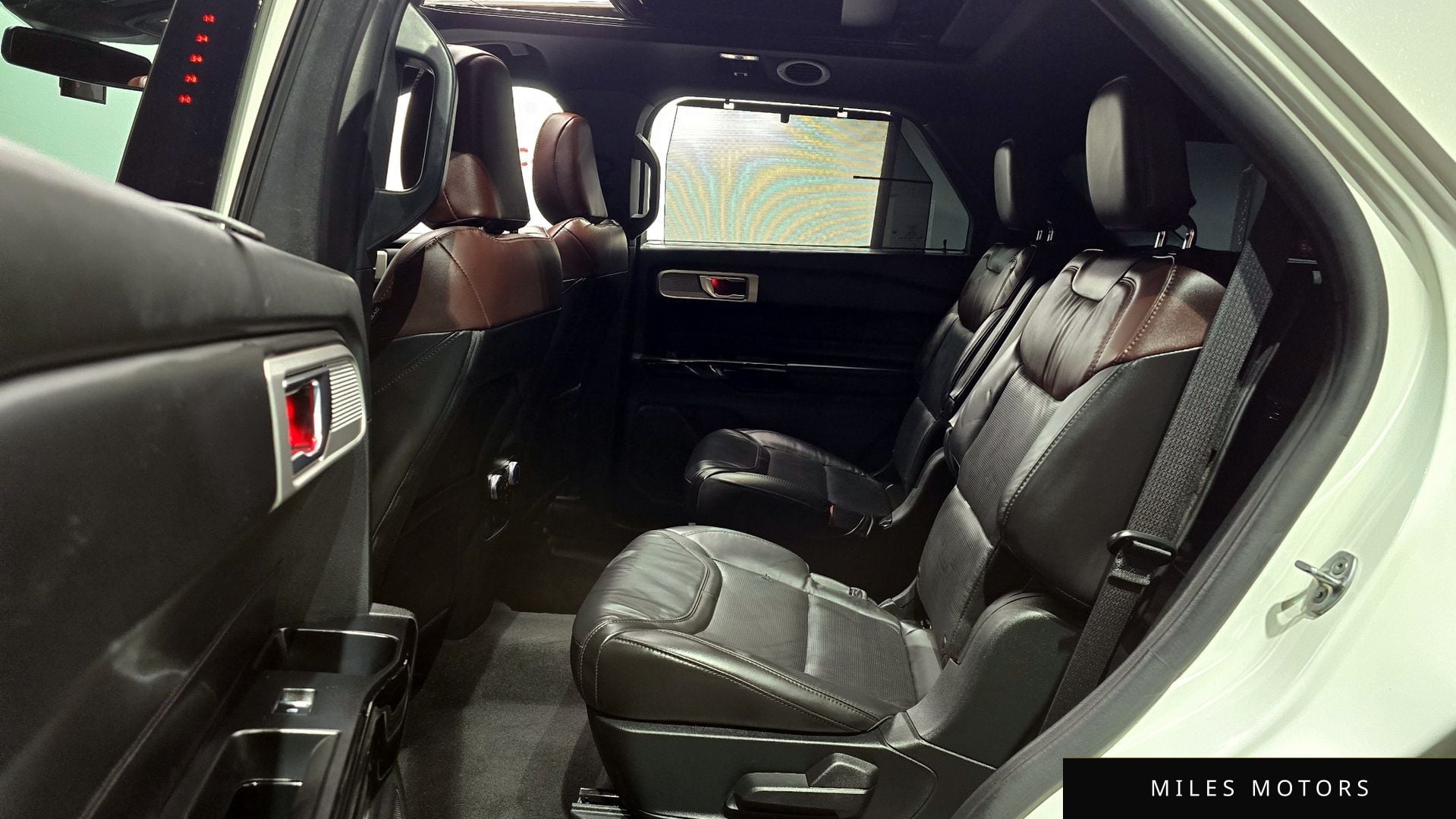 Ford Explorer 2023 — миниатюра 12