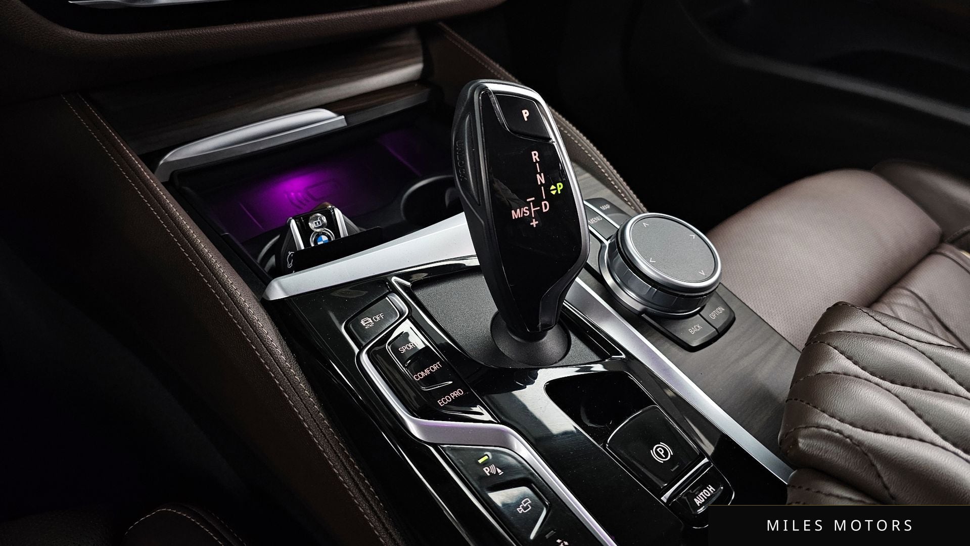 BMW 6 Series GT (G32) 2022 — миниатюра 9