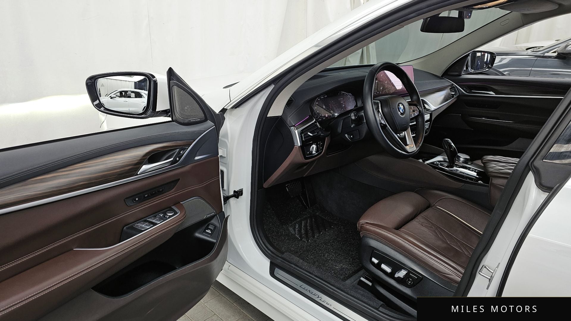 BMW 6 Series GT (G32) 2022 — миниатюра 10