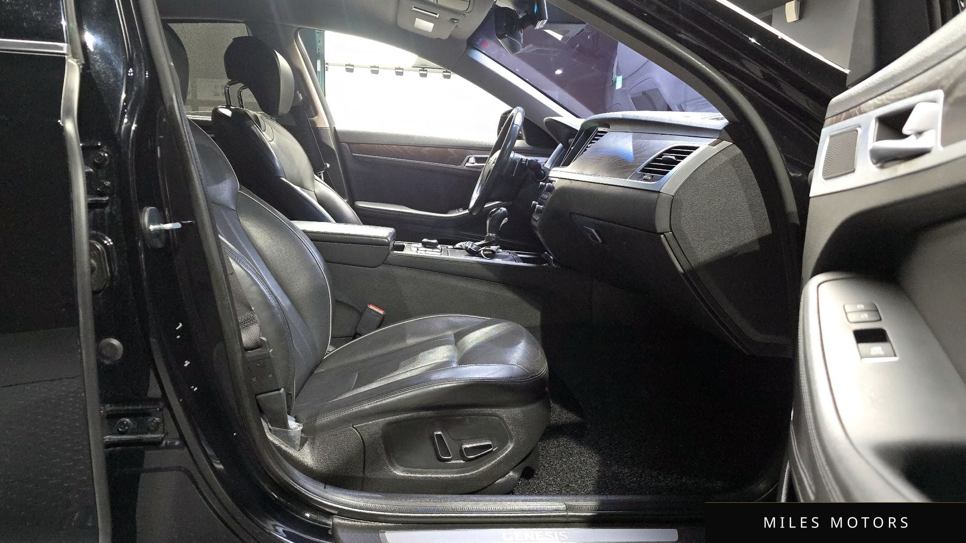 Hyundai Genesis 2016 — миниатюра 11