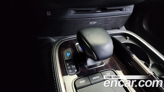 Лексус LS500 2022 — миниатюра 8