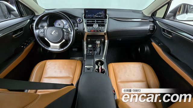 Лексус NX300h 2021 — миниатюра 7