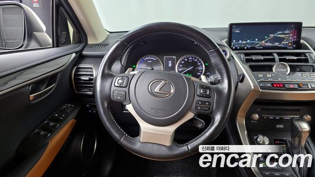 Лексус NX300h 2021 — миниатюра 13