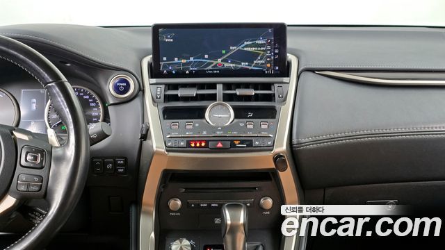 Лексус NX300h 2021 — миниатюра 14