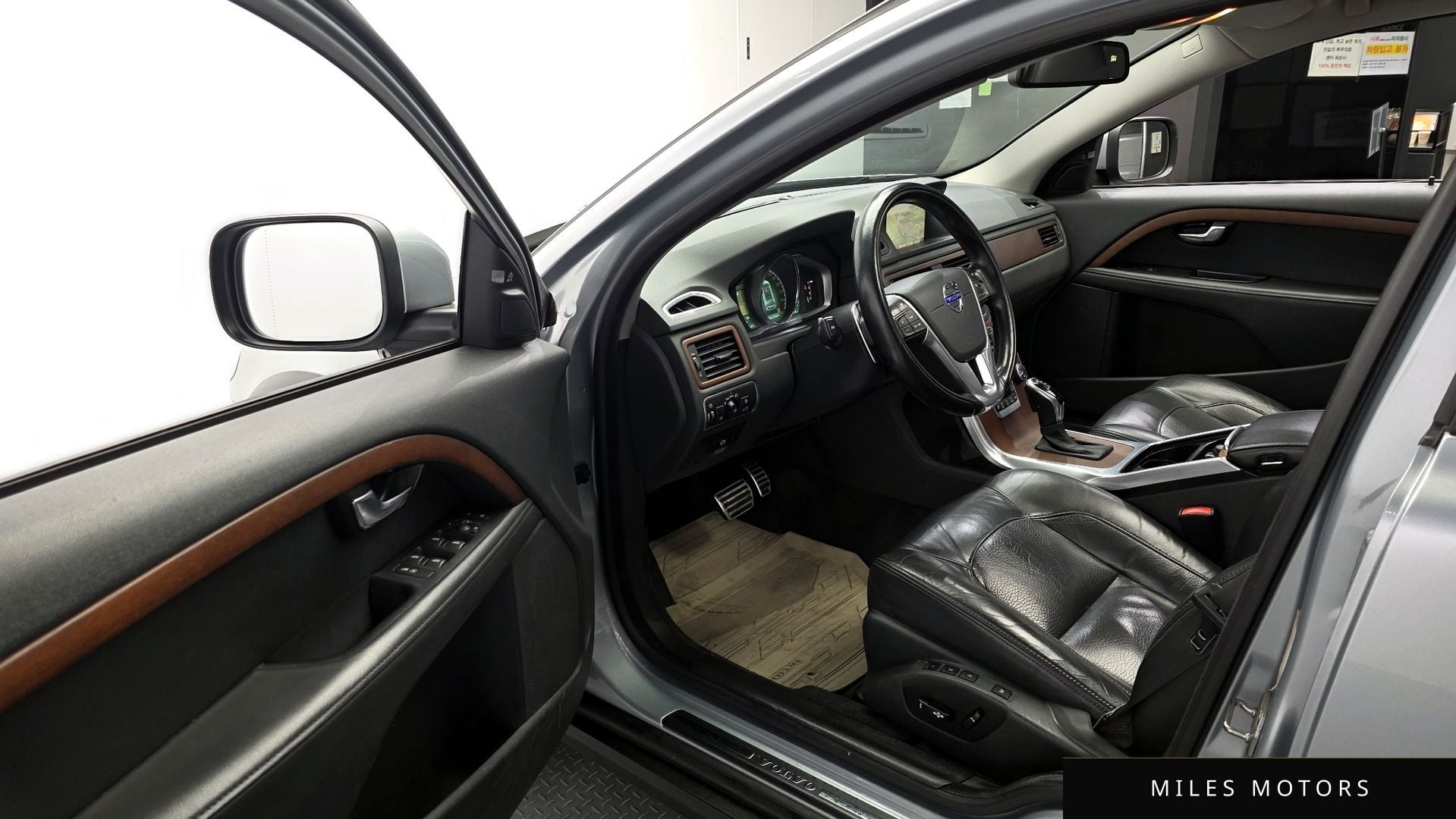 Volvo XC70 2014 — миниатюра 10