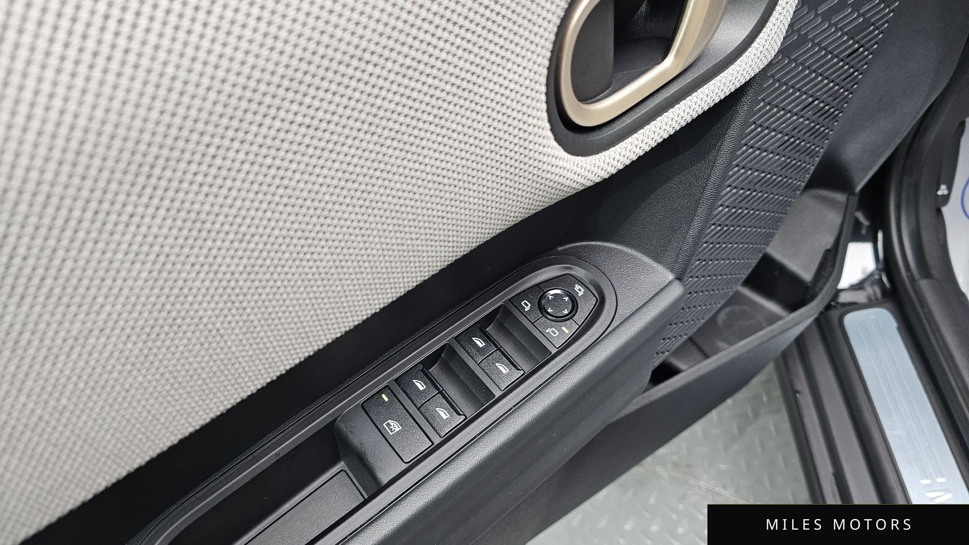 MINI 쿠퍼 S 2025 — миниатюра 13