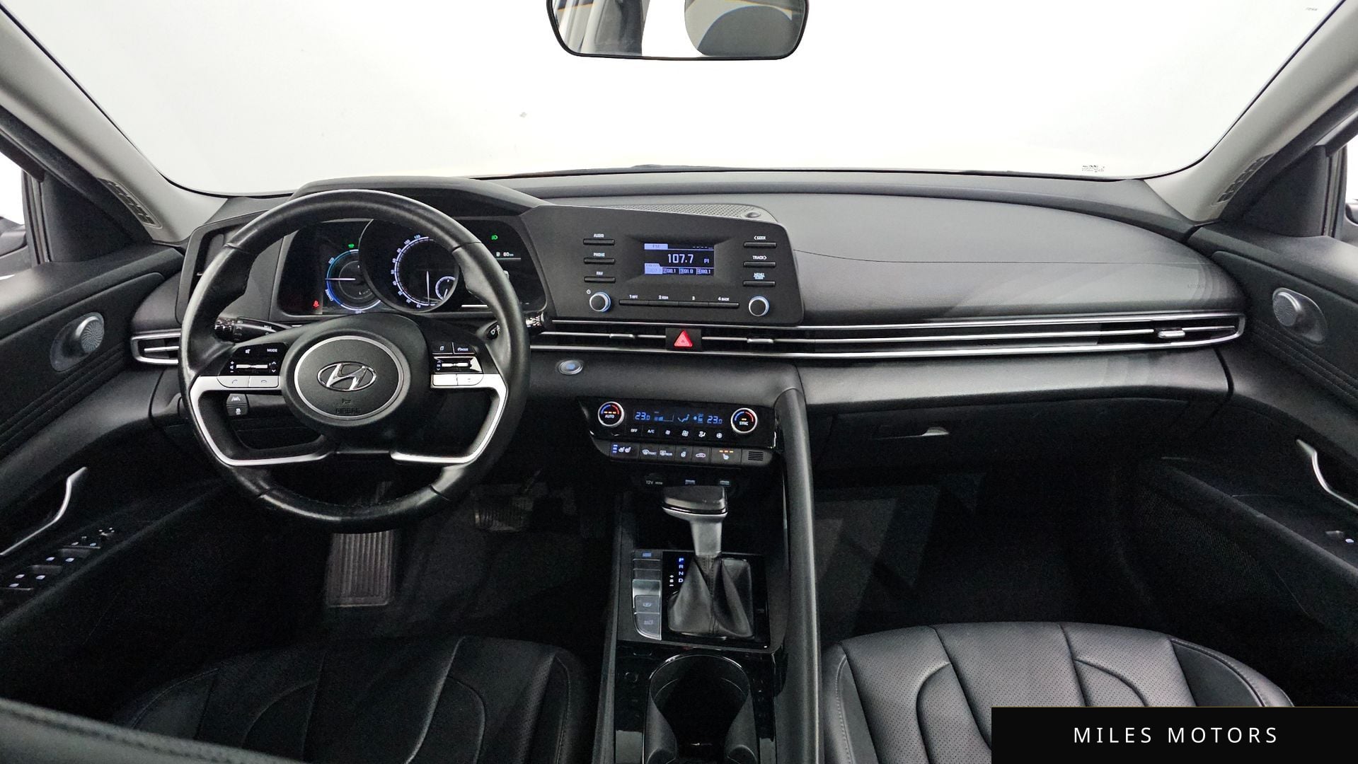 Hyundai AVANTE 2022 — миниатюра 7