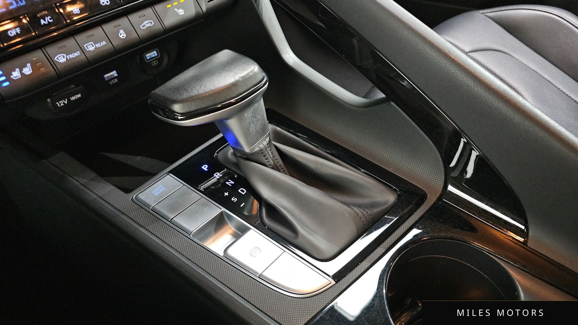 Hyundai AVANTE 2022 — миниатюра 9