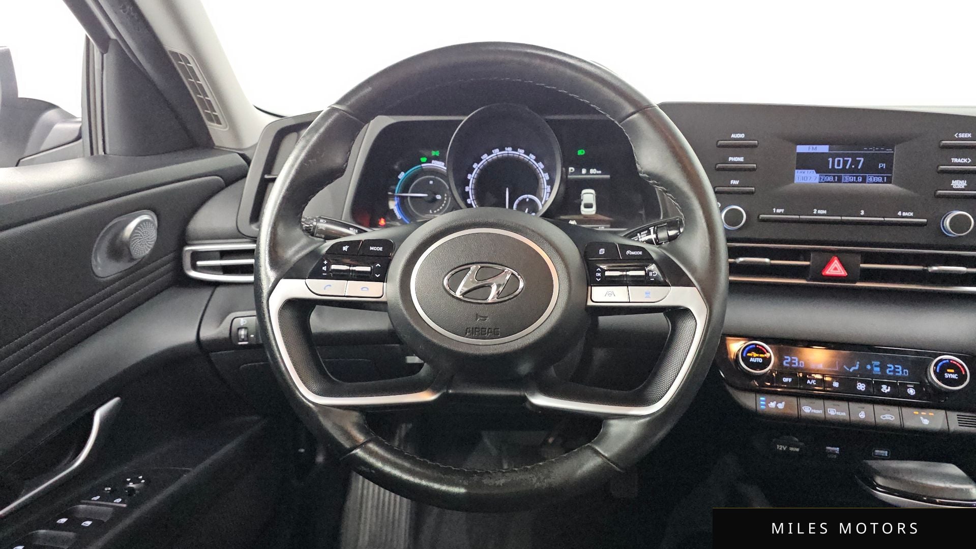 Hyundai AVANTE 2022 — миниатюра 11