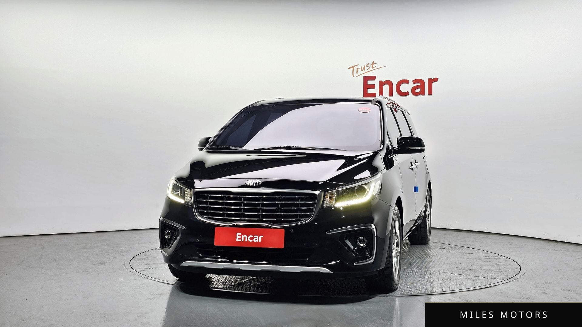 Kia Canival 2019 — миниатюра 3