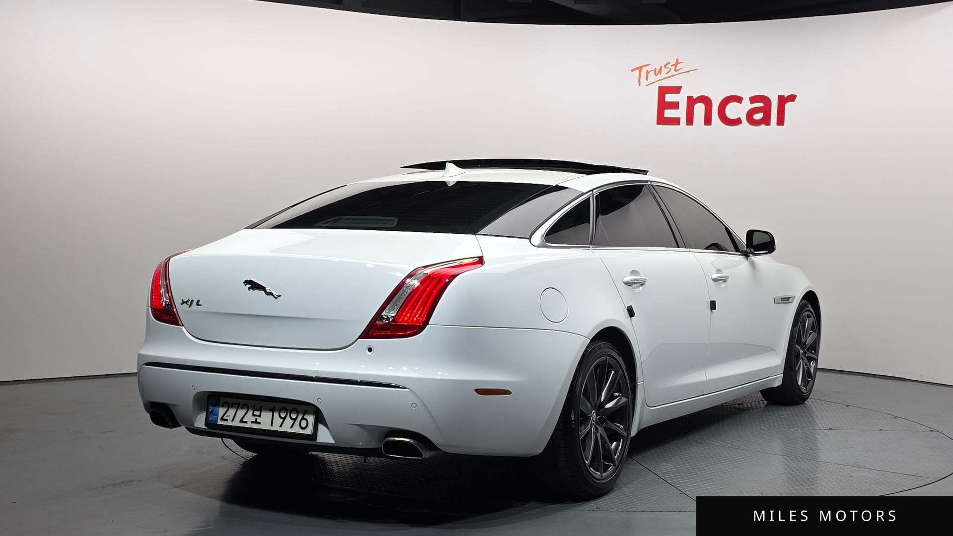 Jaguar All New XJ 2013 — миниатюра 2