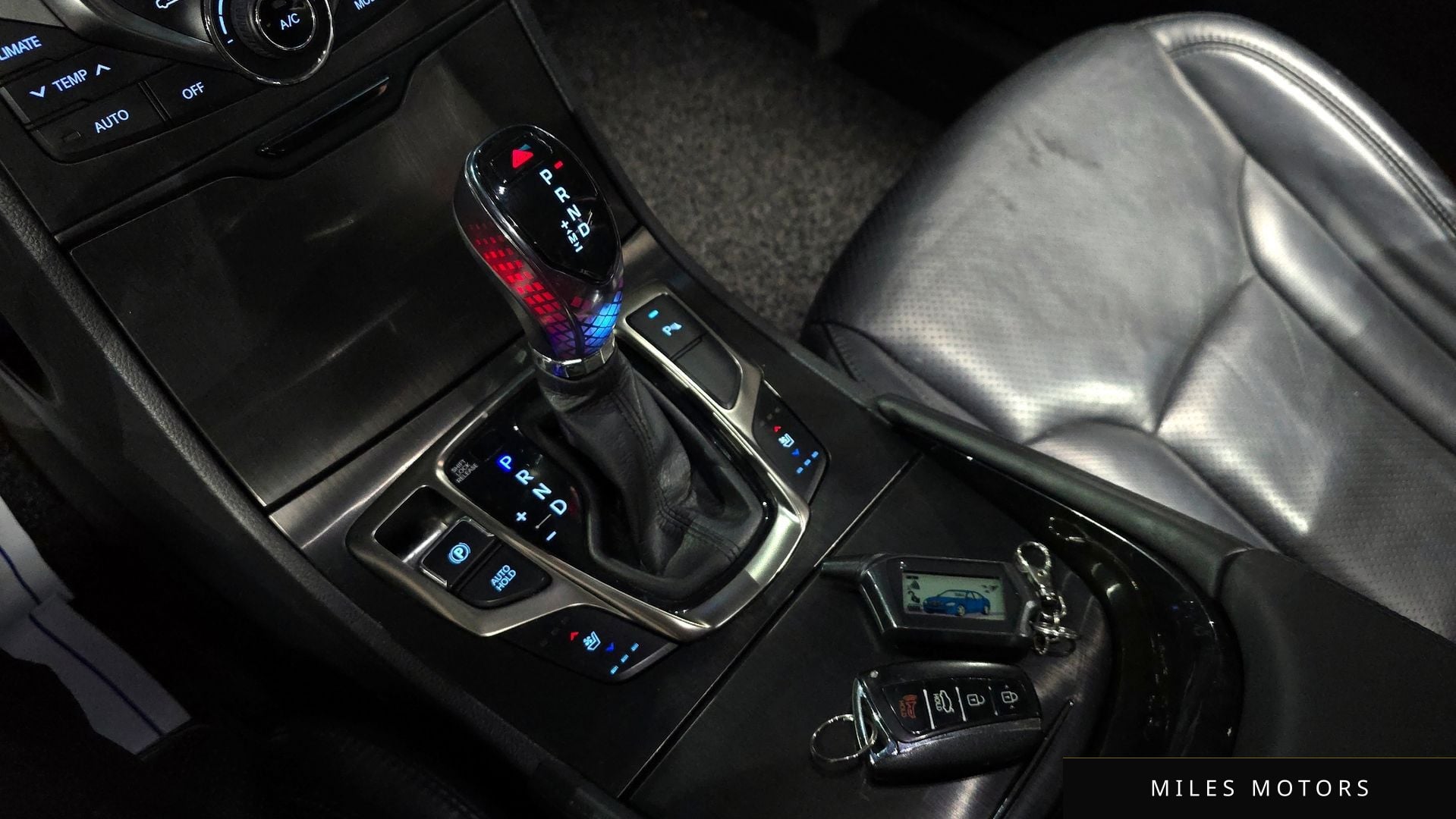 Hyundai Grandeur 2015 — миниатюра 9