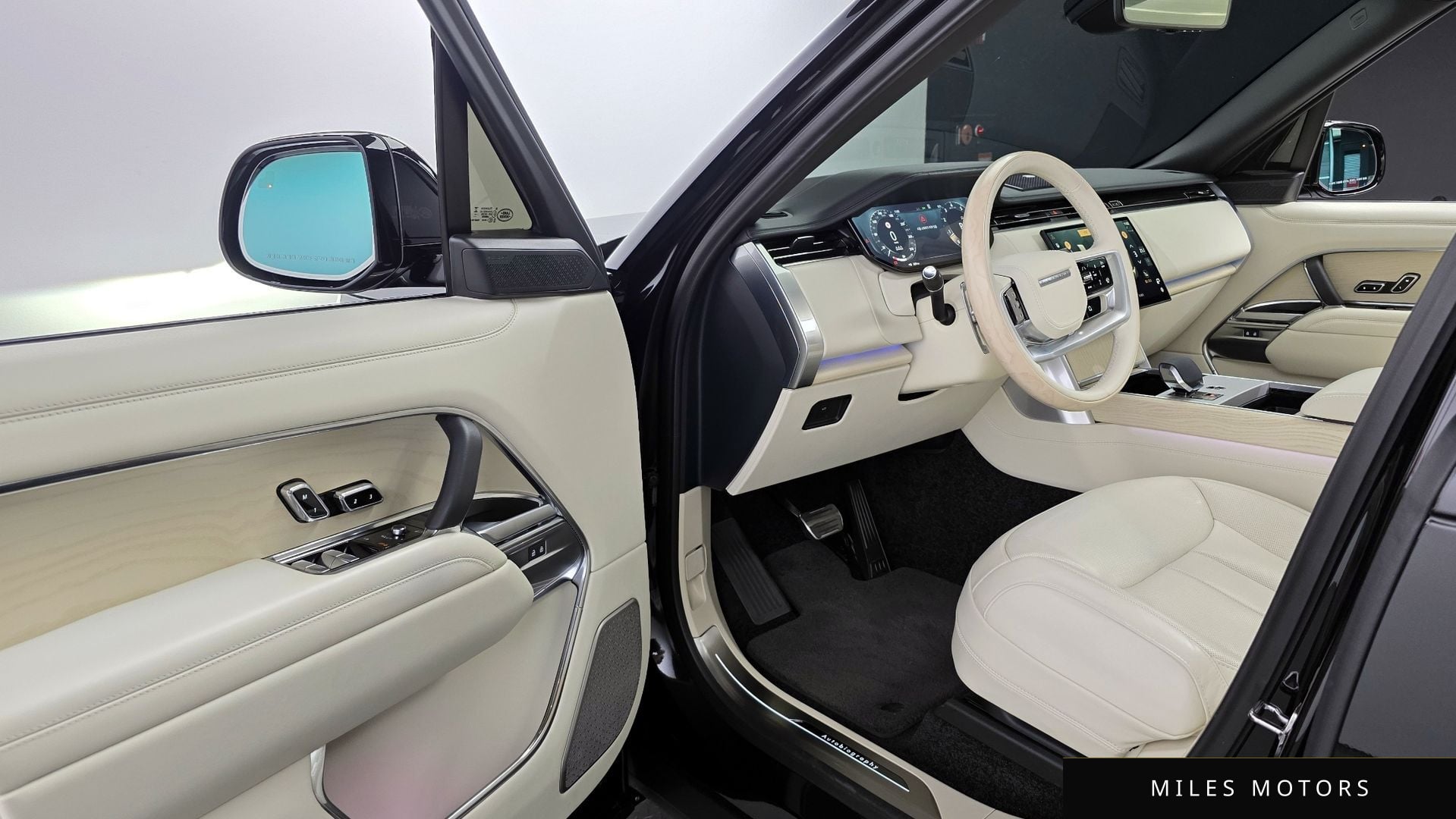 Land Rover Range Rover 2024 — миниатюра 10