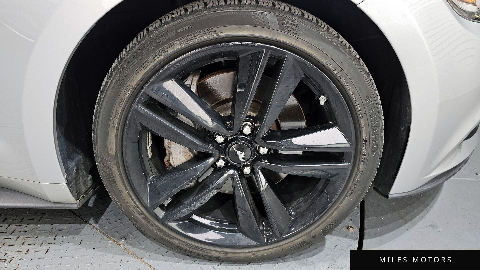 Ford Mustang 2015 — миниатюра 5