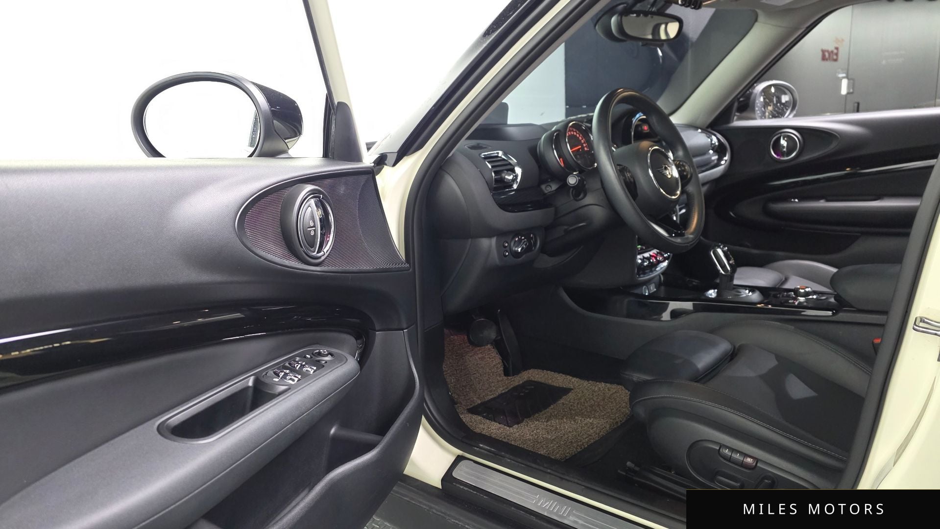 MINI Clubman 2020 — миниатюра 10