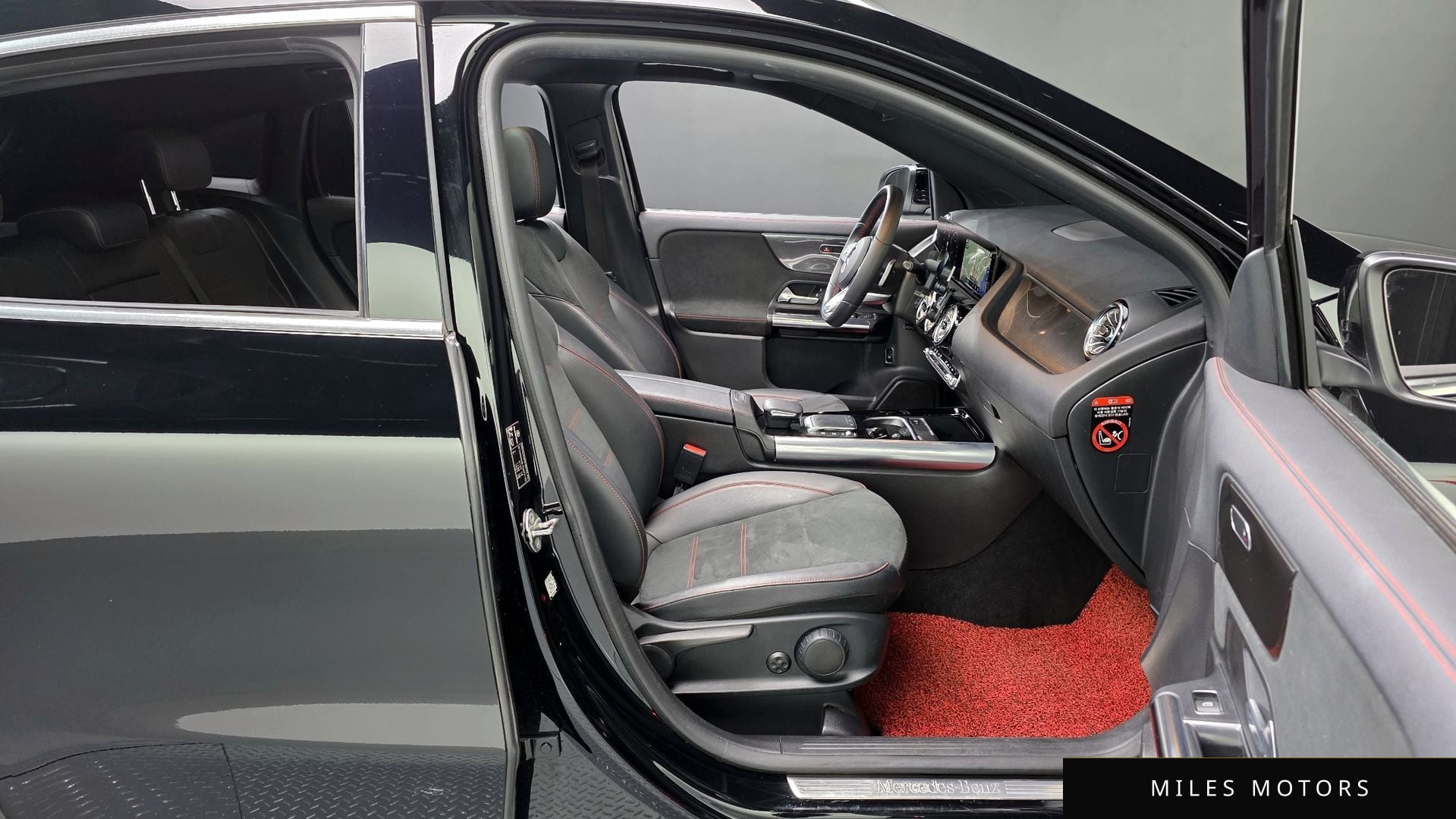 Mercedes-Benz GLA-Class H247 2022 — миниатюра 10