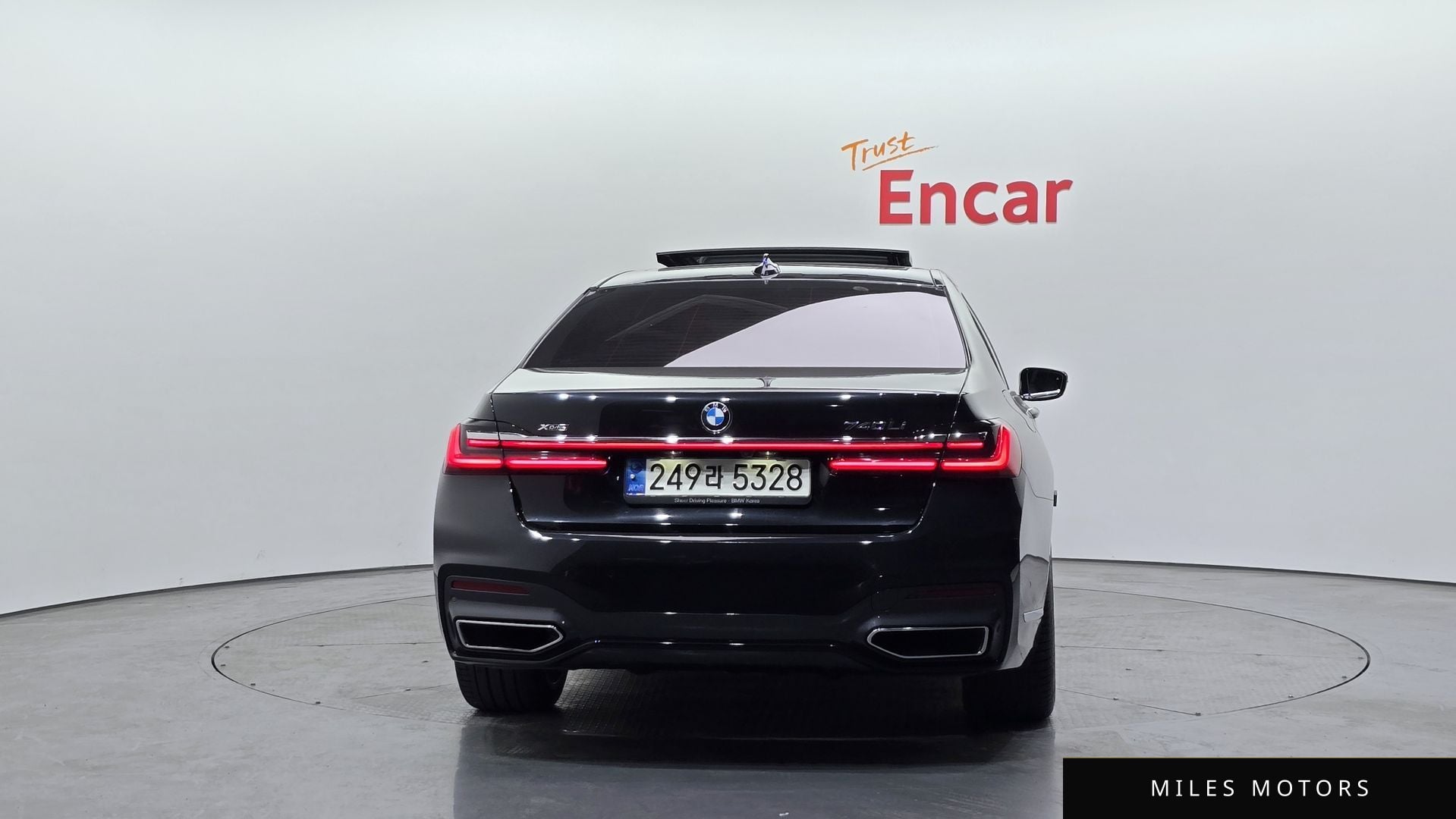 BMW 7 Series (G11) 2021 — миниатюра 4