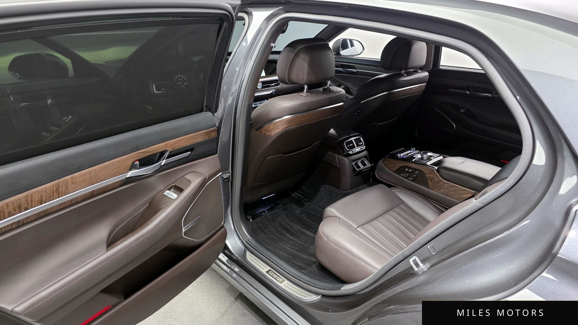 Genesis G90 2021 — миниатюра 11