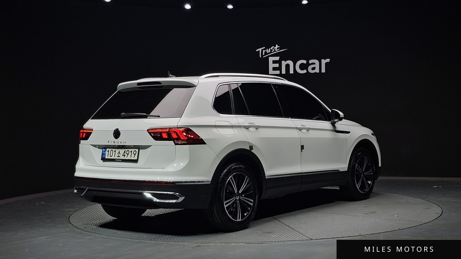 Volkswagen Tiguan 2021 — миниатюра 2