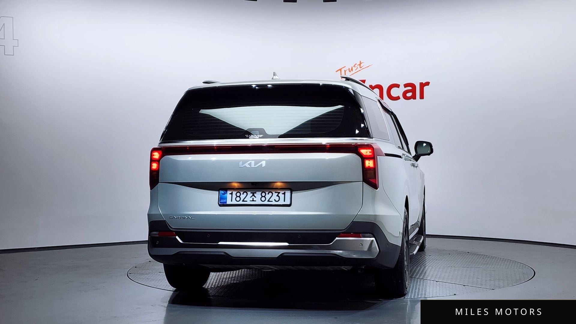 Kia Canival 2026 — миниатюра 4