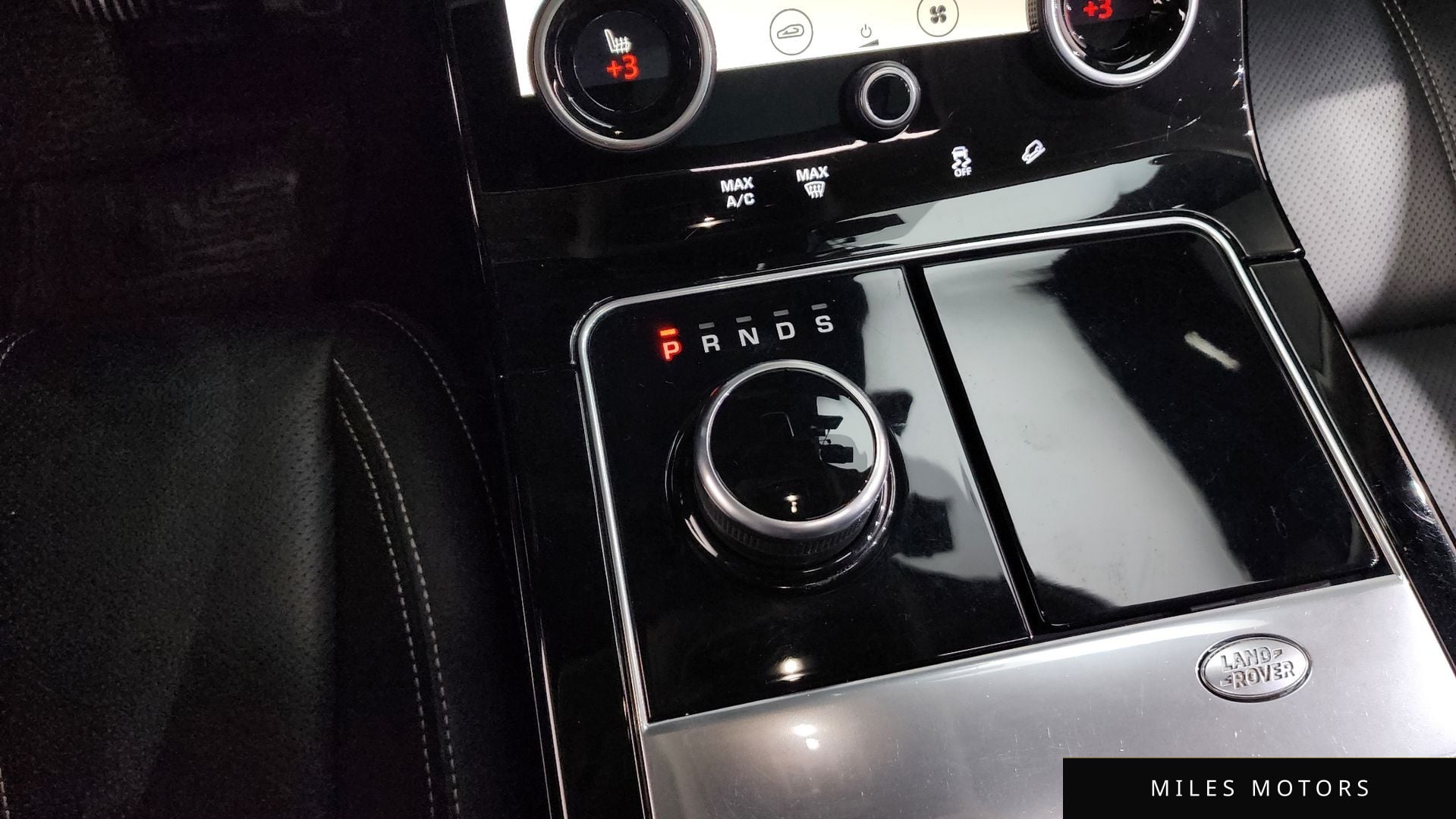 Land Rover Range Rover Velar 2018 — миниатюра 9