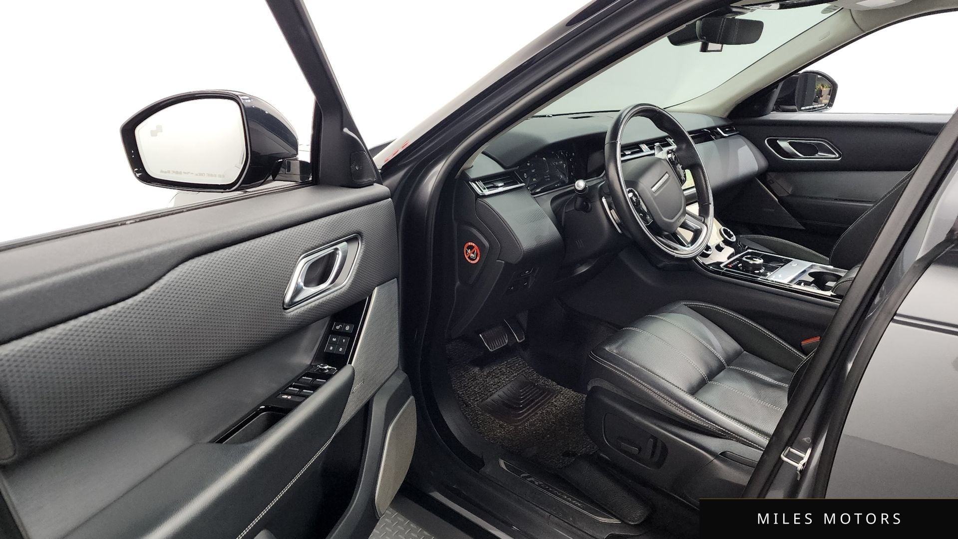 Land Rover Range Rover Velar 2018 — миниатюра 10