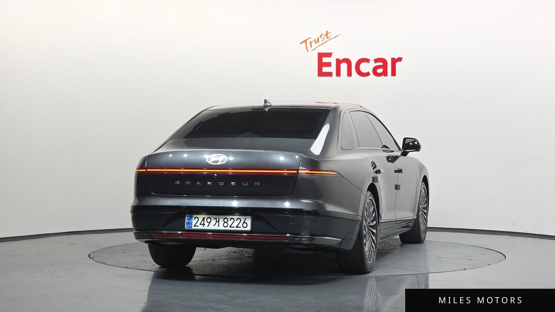 Hyundai 그랜저 하이브리드 (GN7) 2023 — миниатюра 4