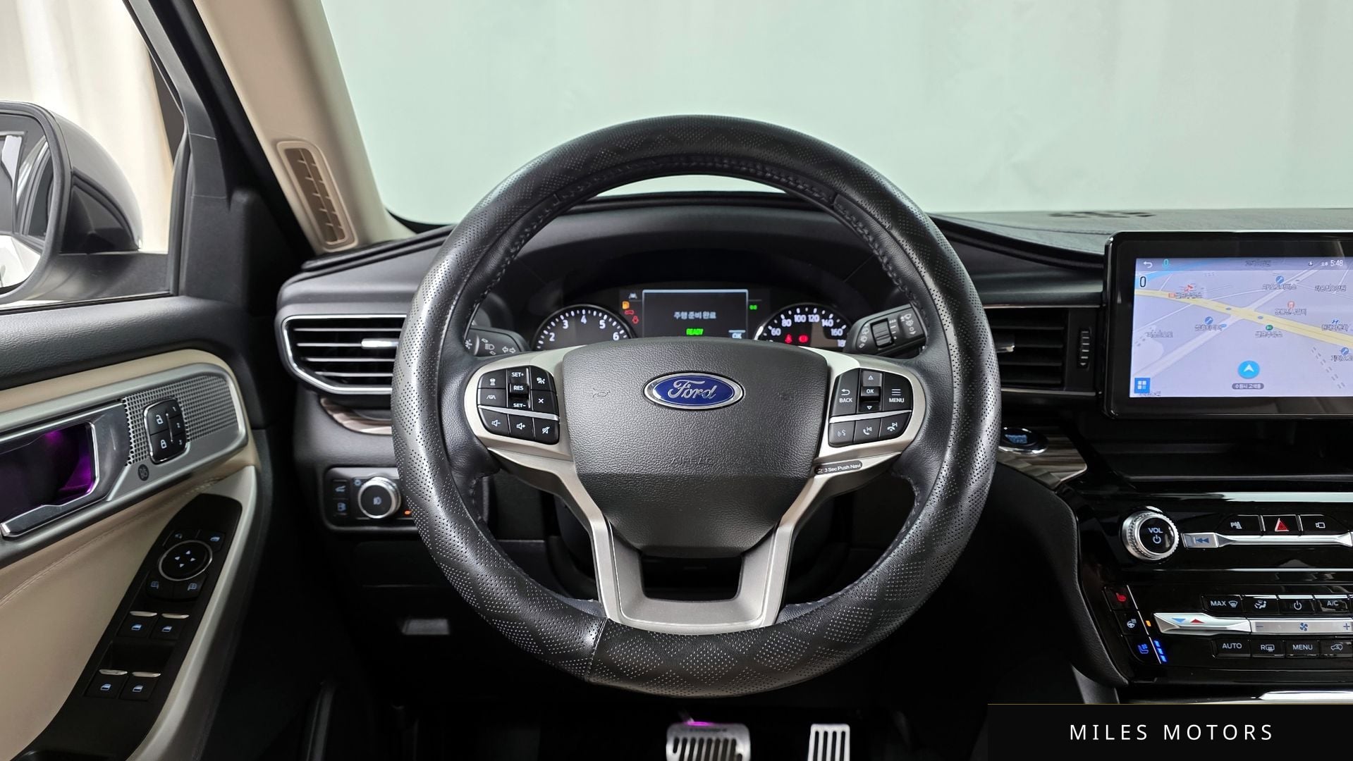 Ford 익스플로러 2022 — миниатюра 13