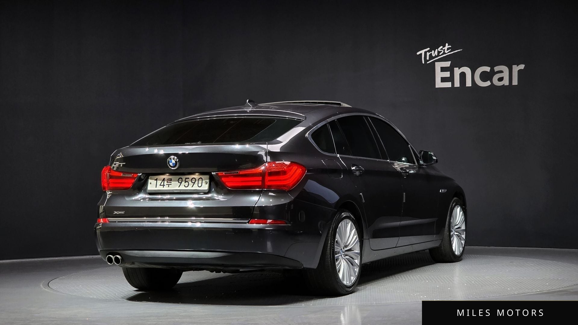 BMW 5 Series GT (F07) 2015 — миниатюра 2