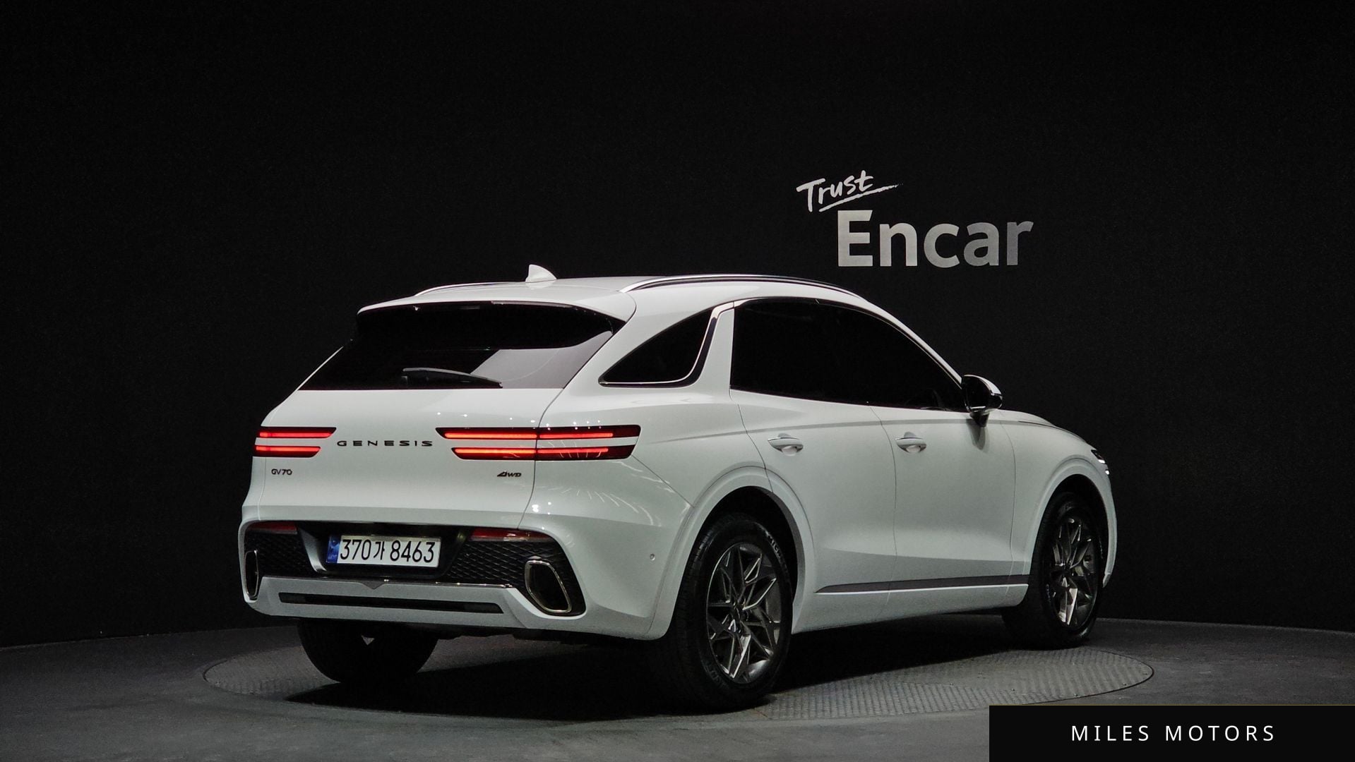 Genesis GV70 2022 — миниатюра 2