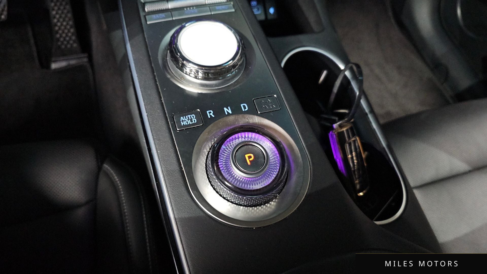 Genesis GV70 2022 — миниатюра 9