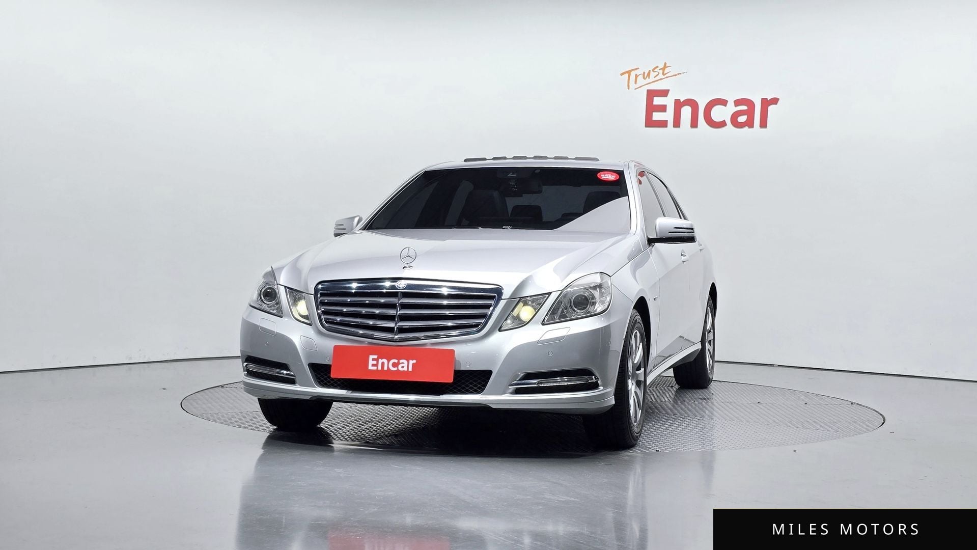 Mercedes-Benz E-Class W212 2011 — миниатюра 3