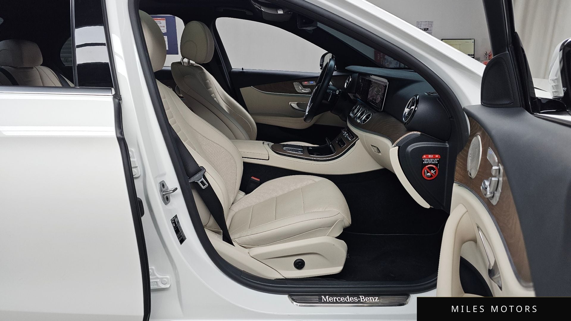 Mercedes-Benz E-Class W213 2022 — миниатюра 11