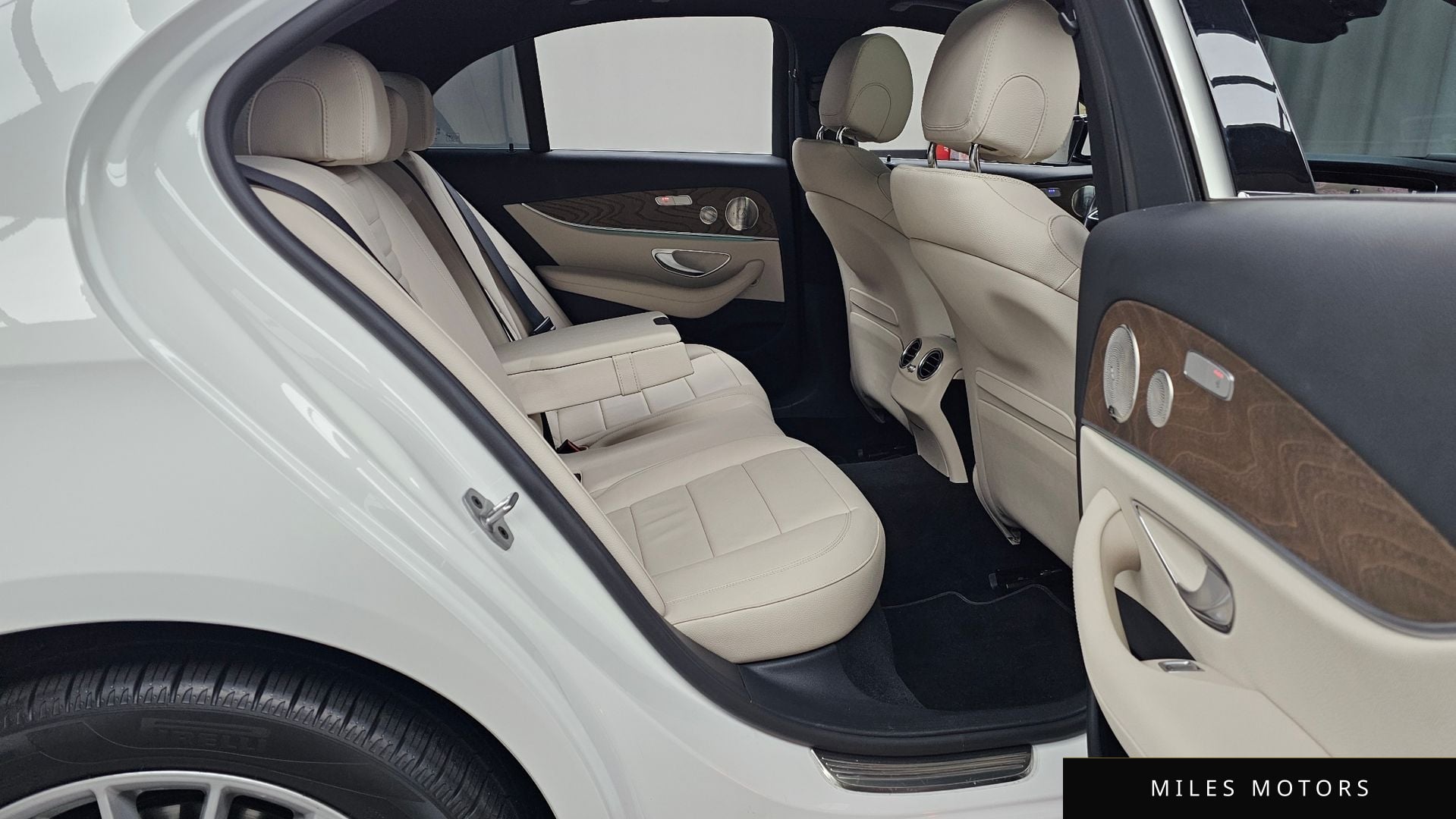 Mercedes-Benz E-Class W213 2022 — миниатюра 12