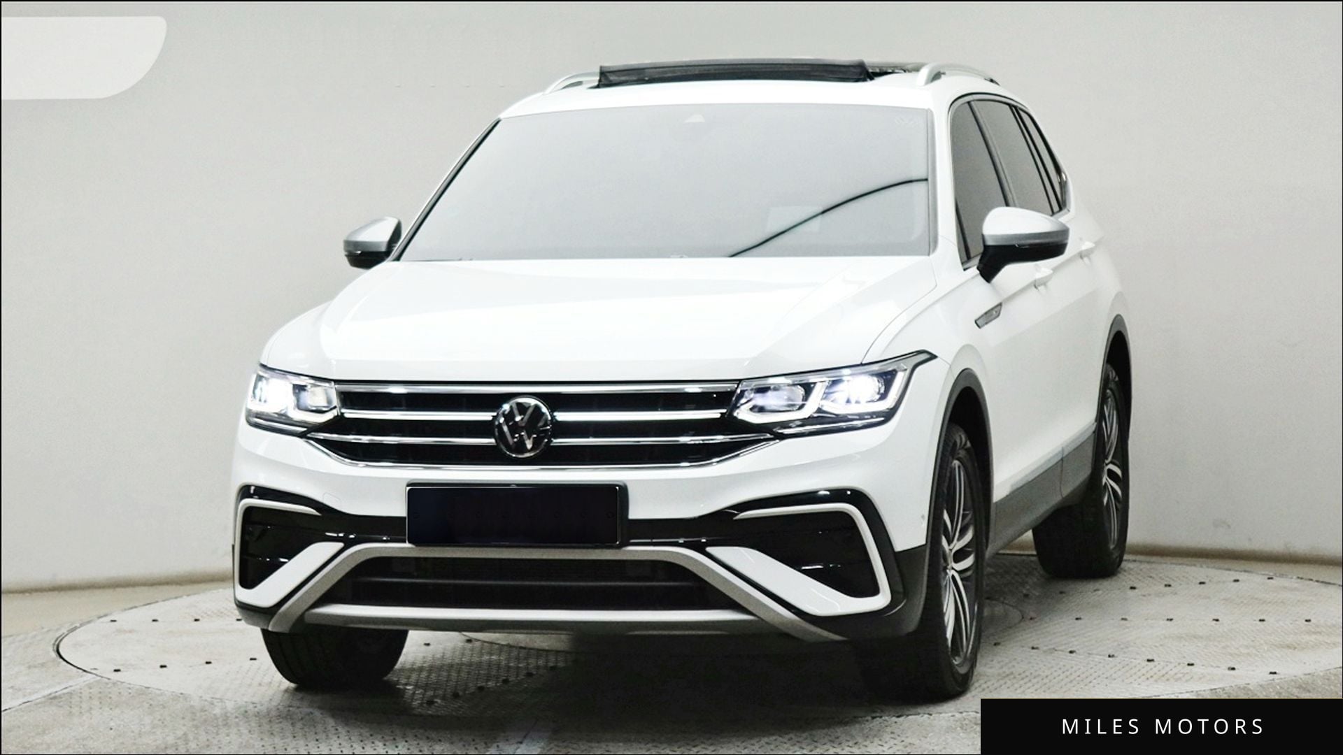Volkswagen Tiguan 2023 — миниатюра 3