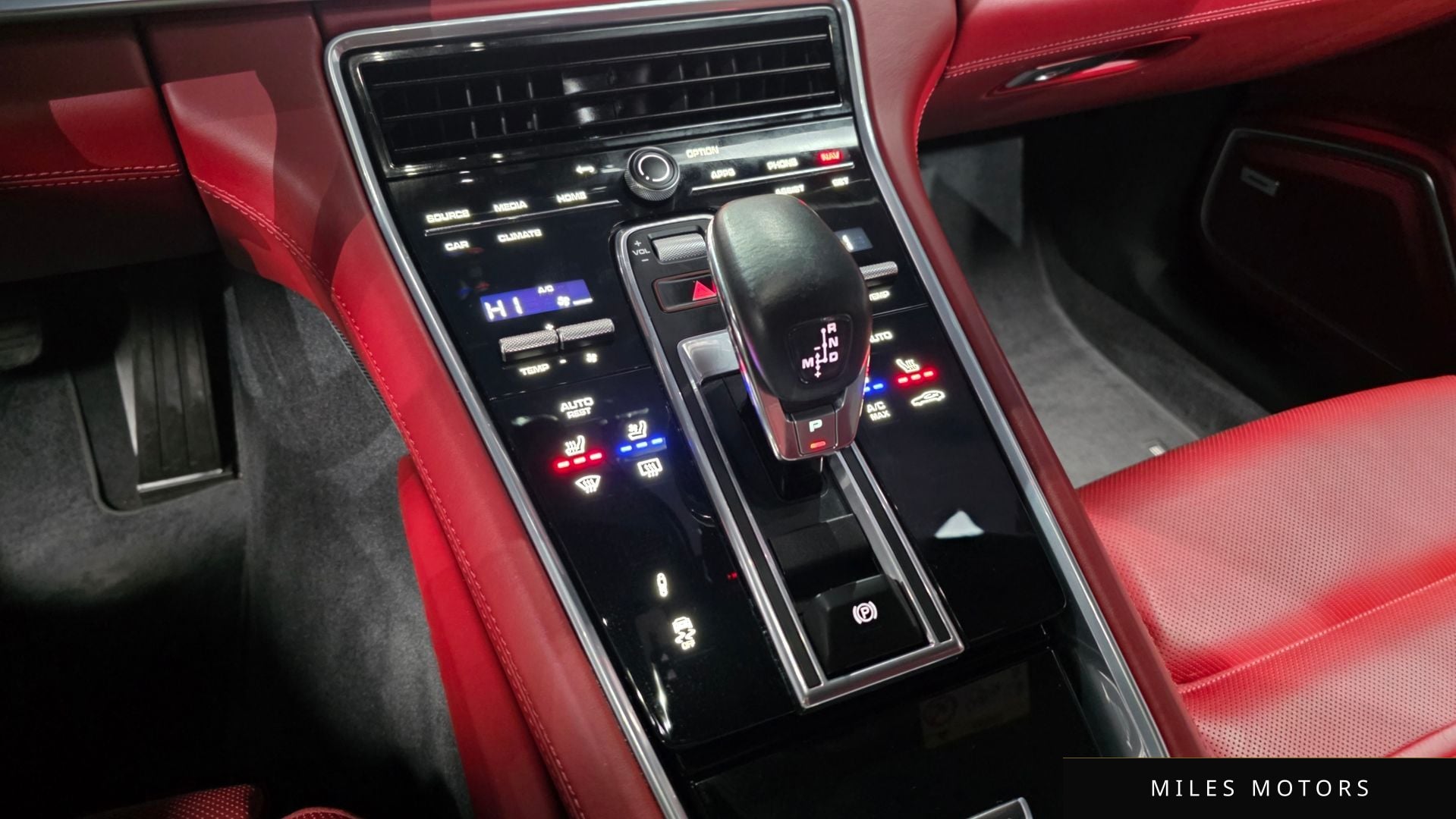 Porsche Panamera 2021 — миниатюра 9