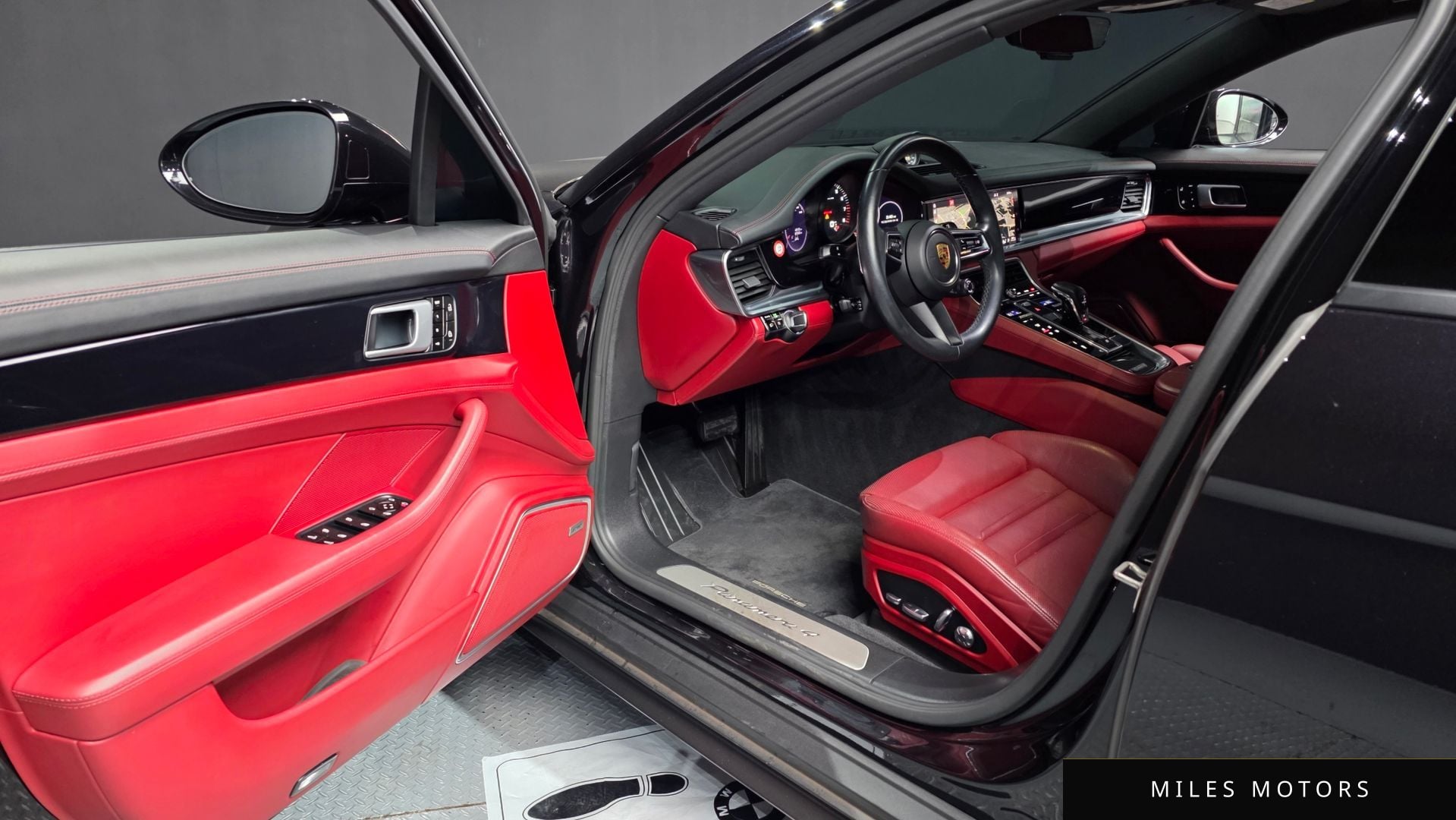 Porsche Panamera 2021 — миниатюра 10