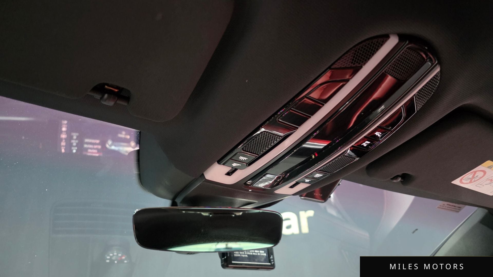 Porsche Panamera 2021 — миниатюра 18