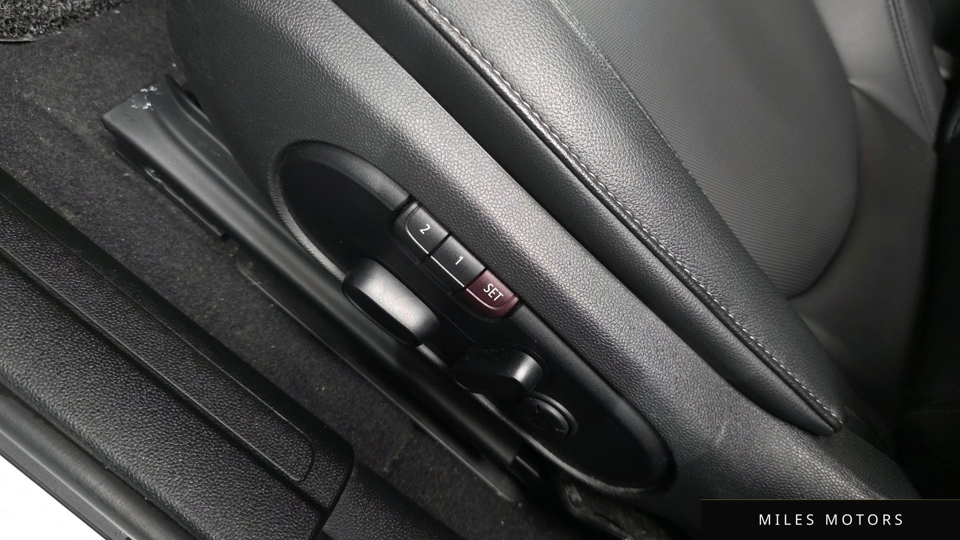 MINI Clubman 2019 — миниатюра 18