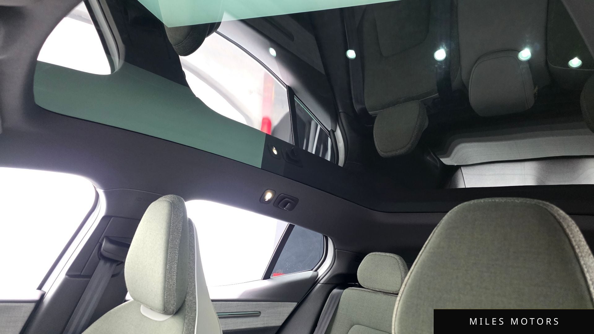 Volvo EX30 크로스 컨트리 2026 — миниатюра 16