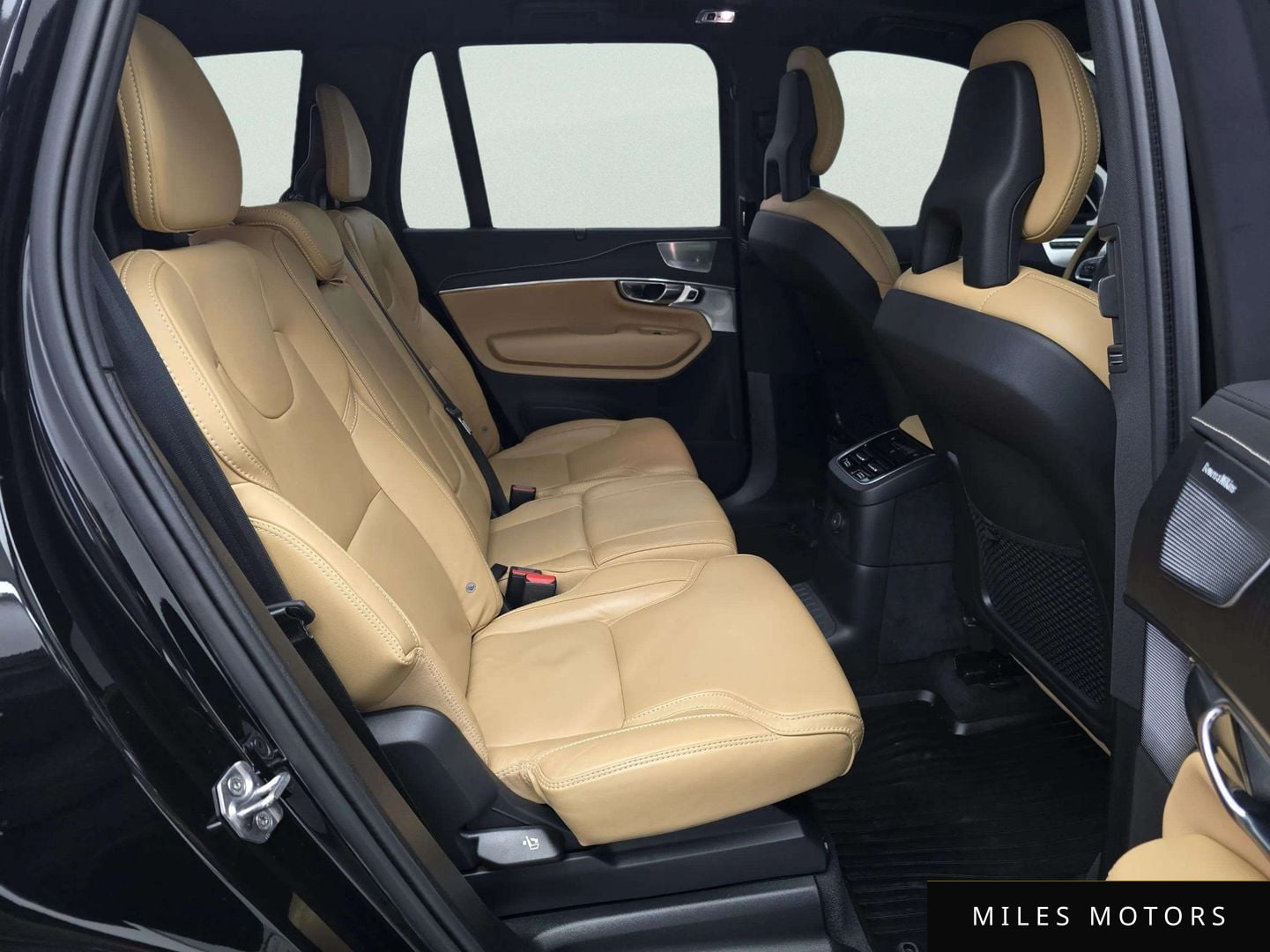 Volvo XC90 2022 — миниатюра 12